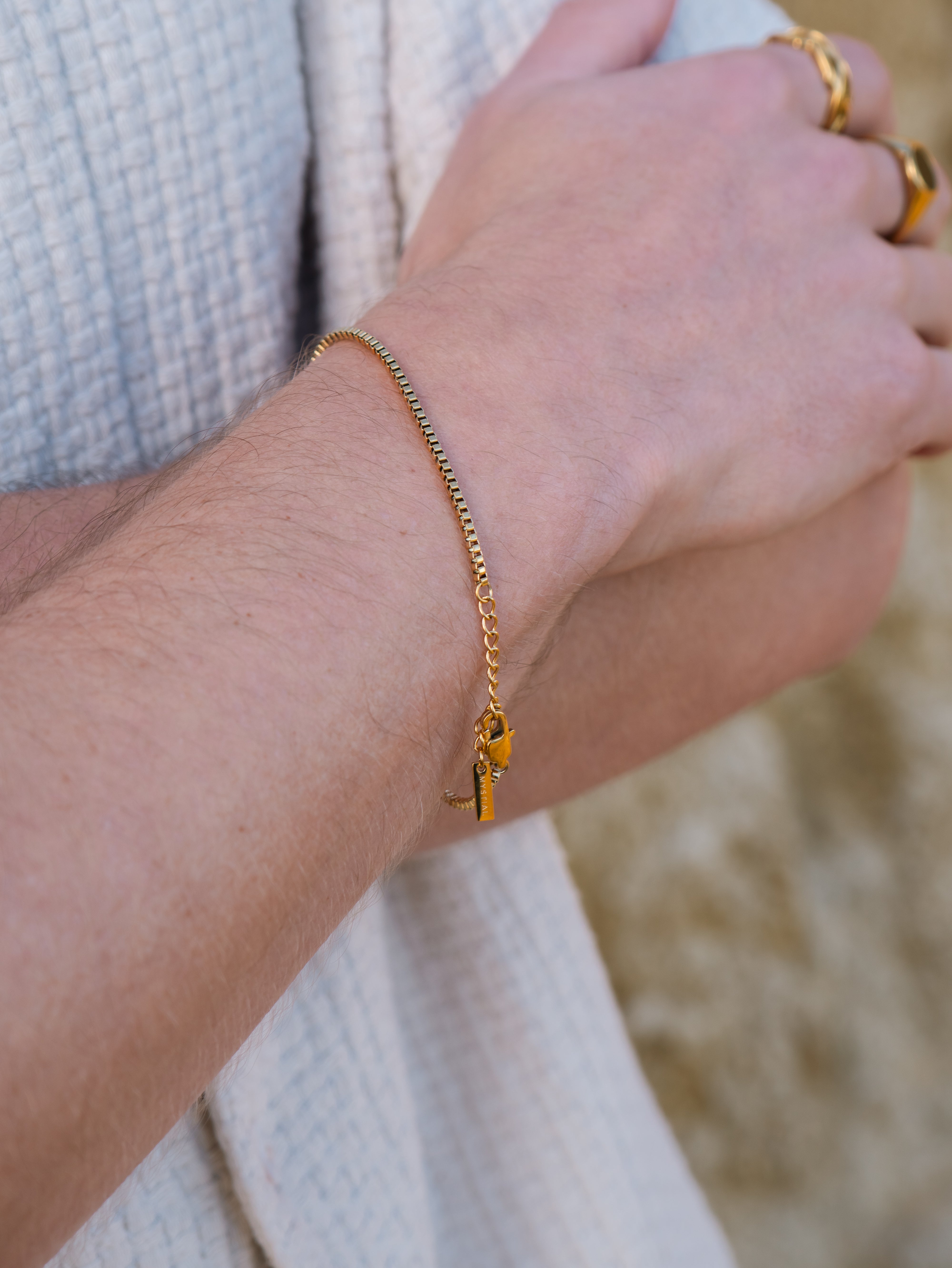 BOX BRACELET (GOLD) 2MM