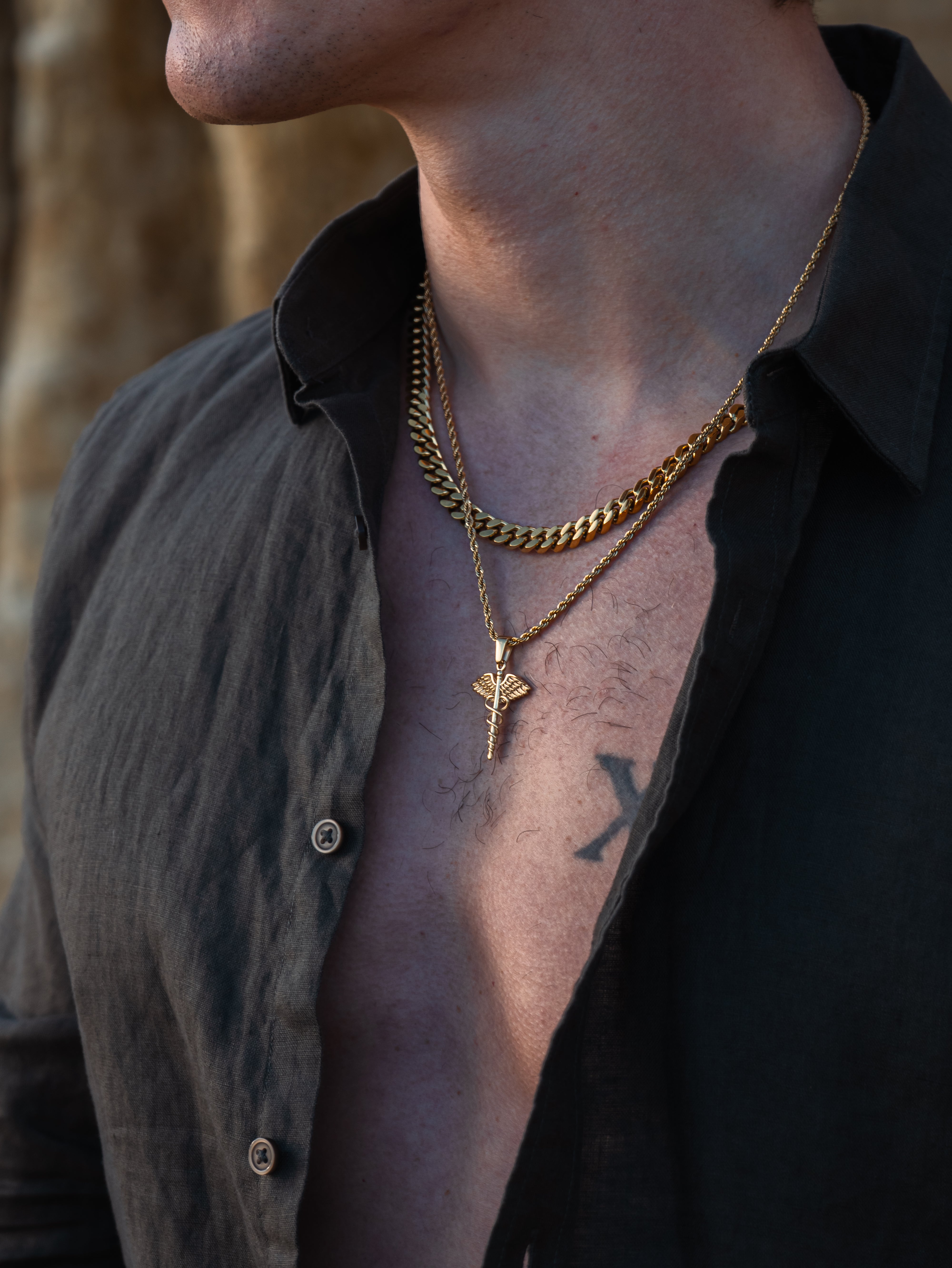 WINGED HELIX PENDANT (GOLD)