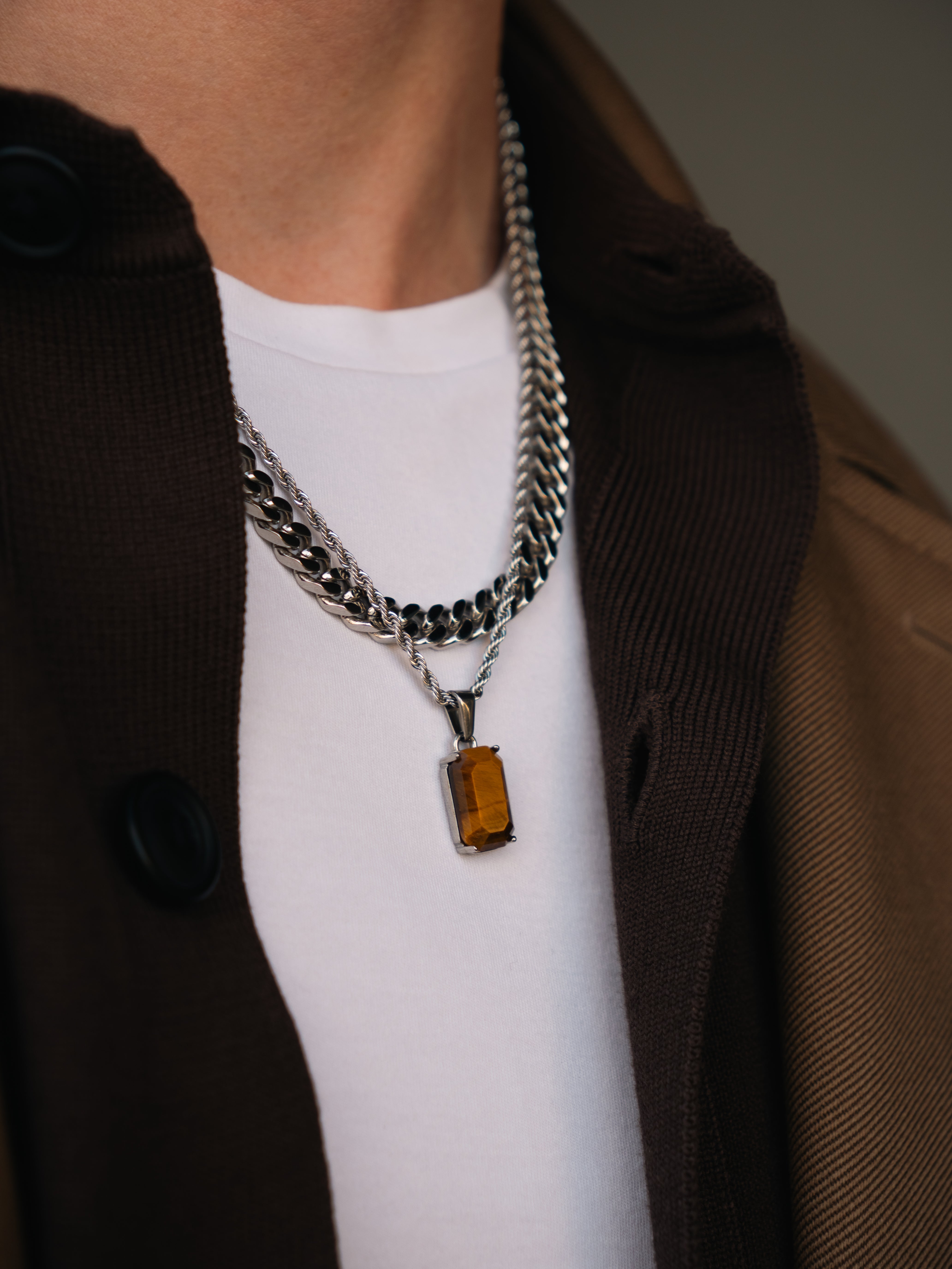 EMBR PENDANT (WHITE GOLD)