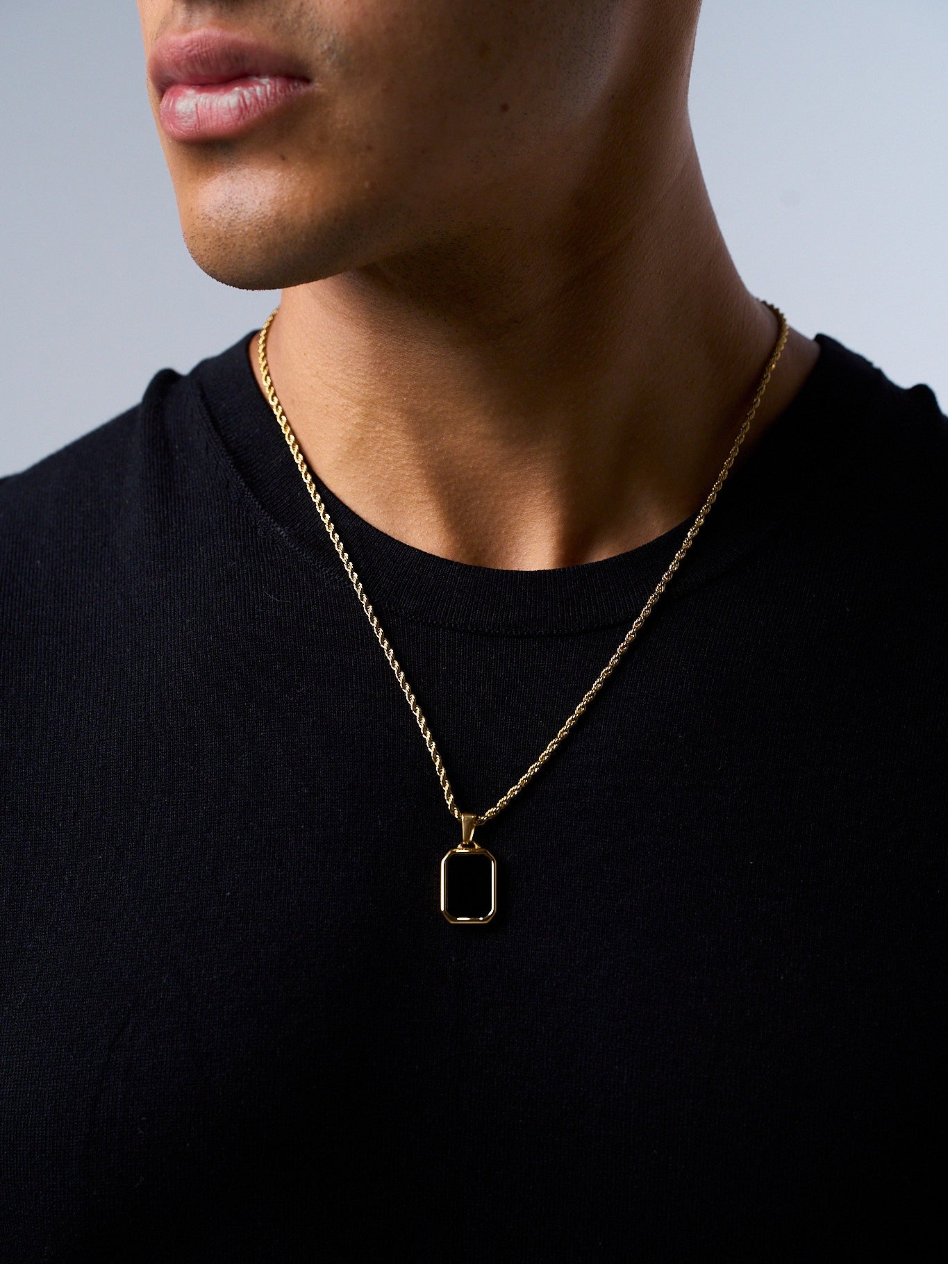 SLATE ONYX PENDANT (GOLD)