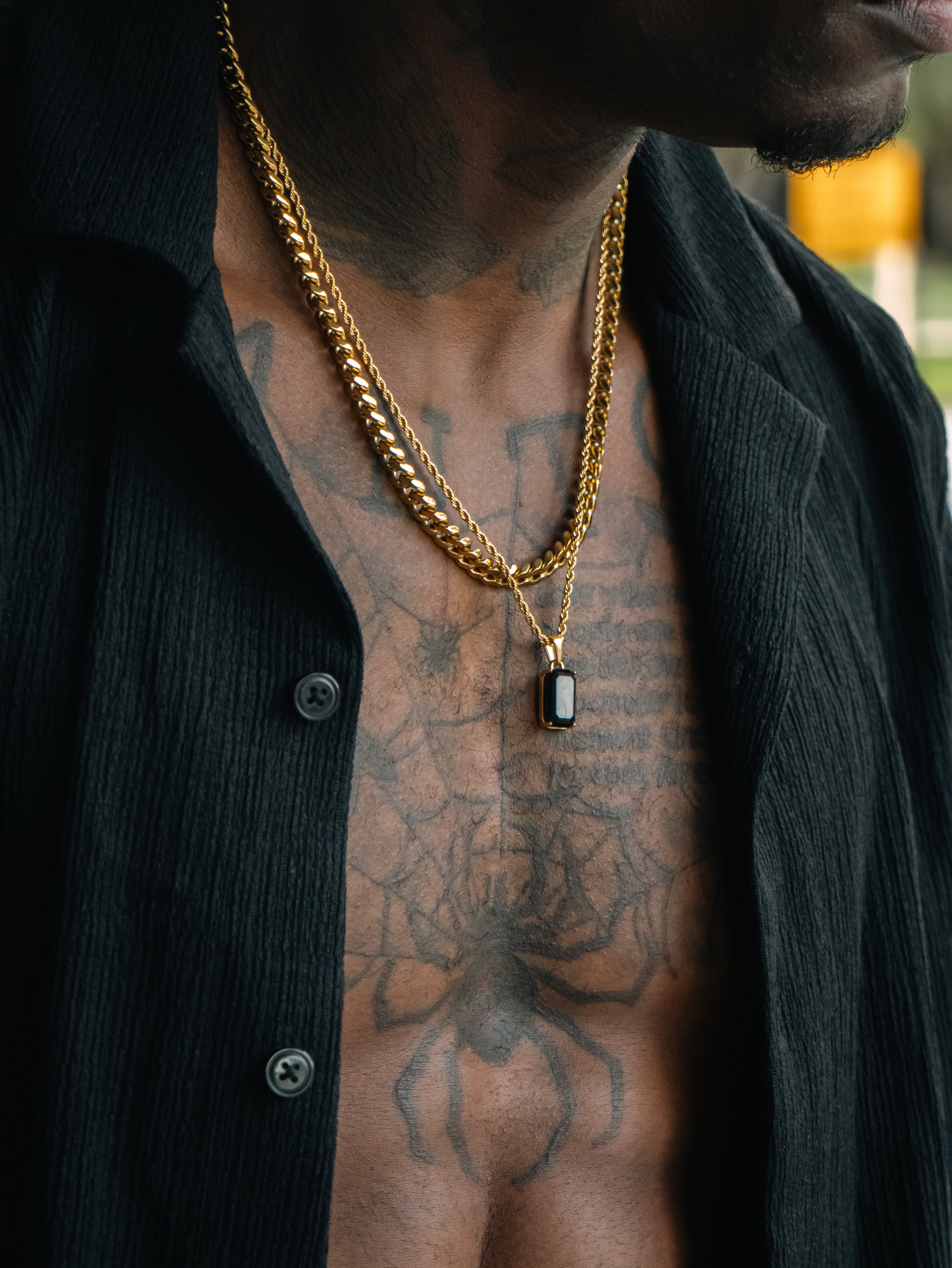 NOVA ONYX PENDANT (GOLD)