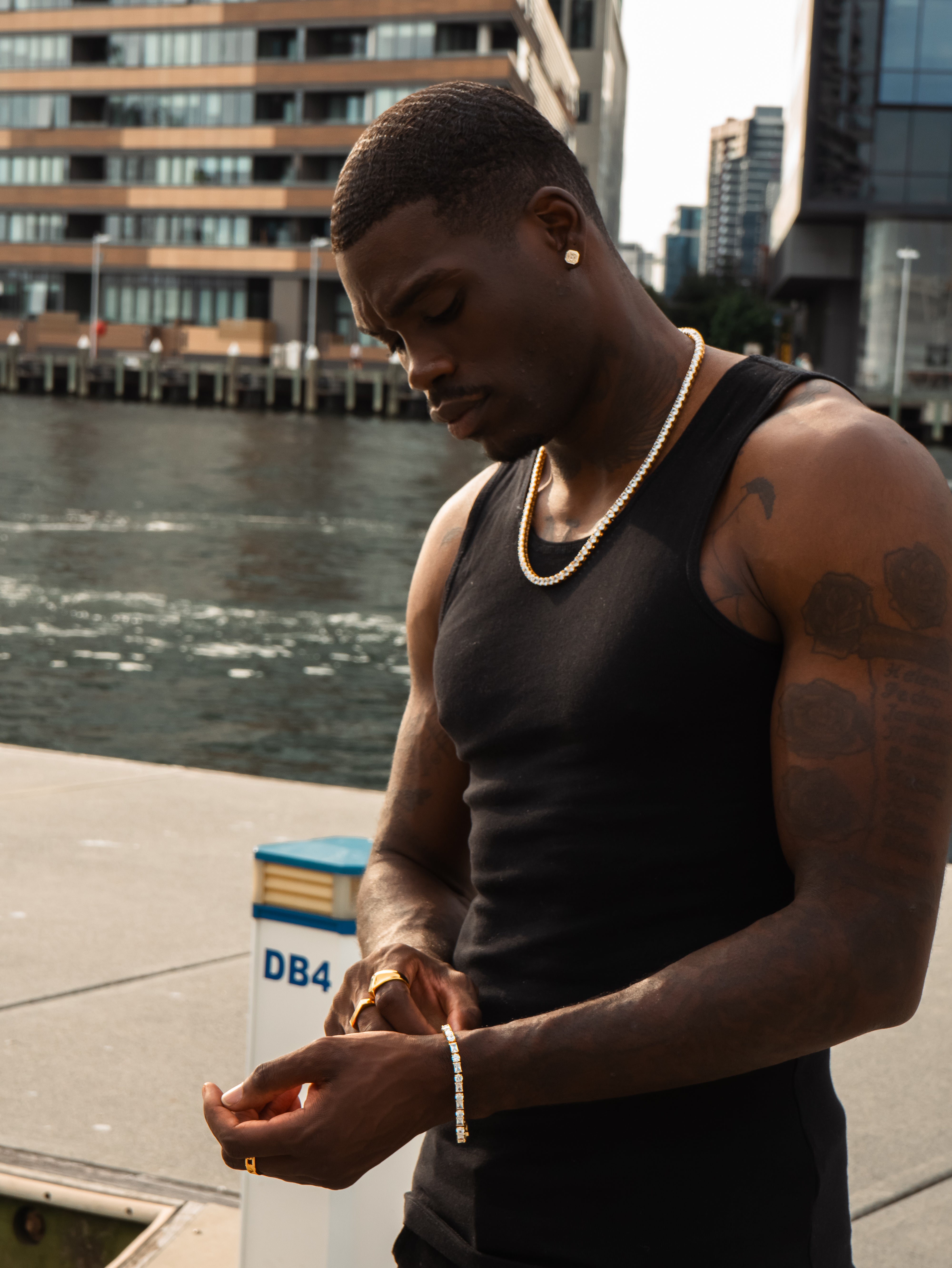 CLUSTERED TENNIS BRACELET (GOLD) 5MM