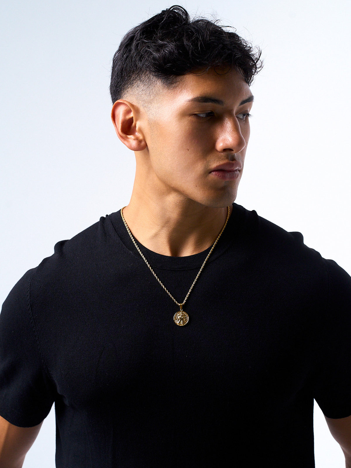 ST. CHRISTOPHER PENDANT (GOLD)