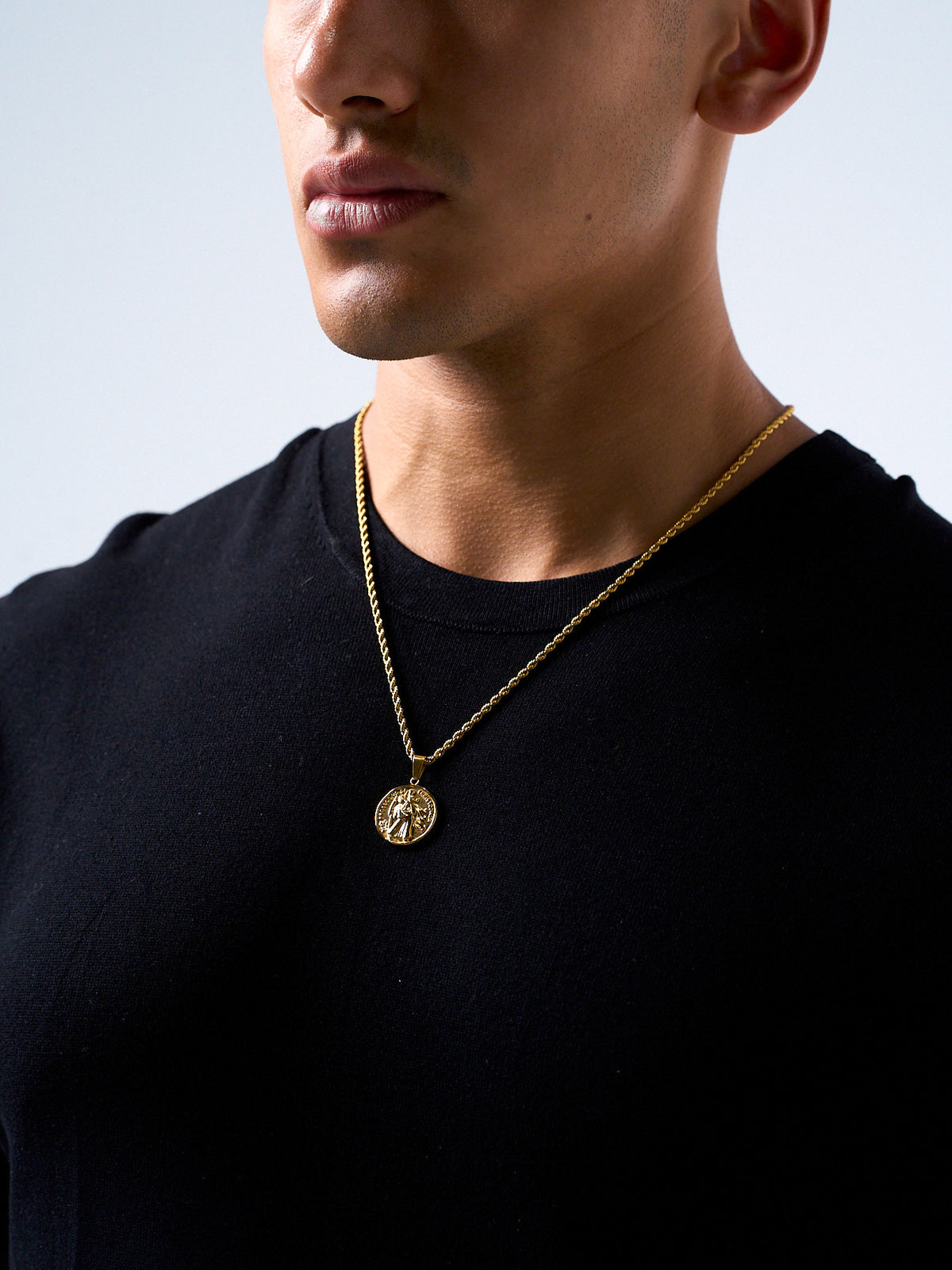 ST. CHRISTOPHER PENDANT (GOLD)