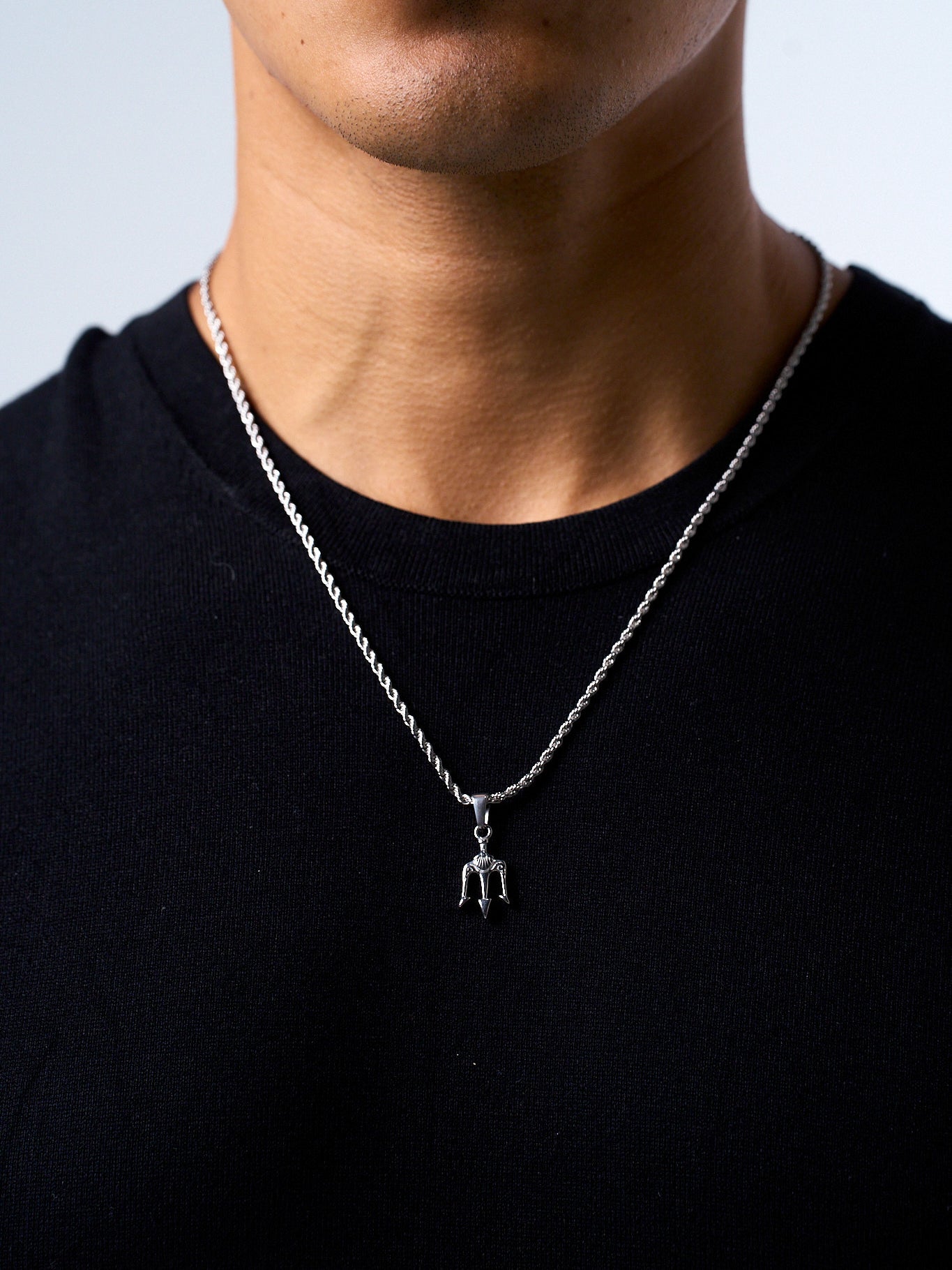 TRIDENT PENDANT (WHITE GOLD)