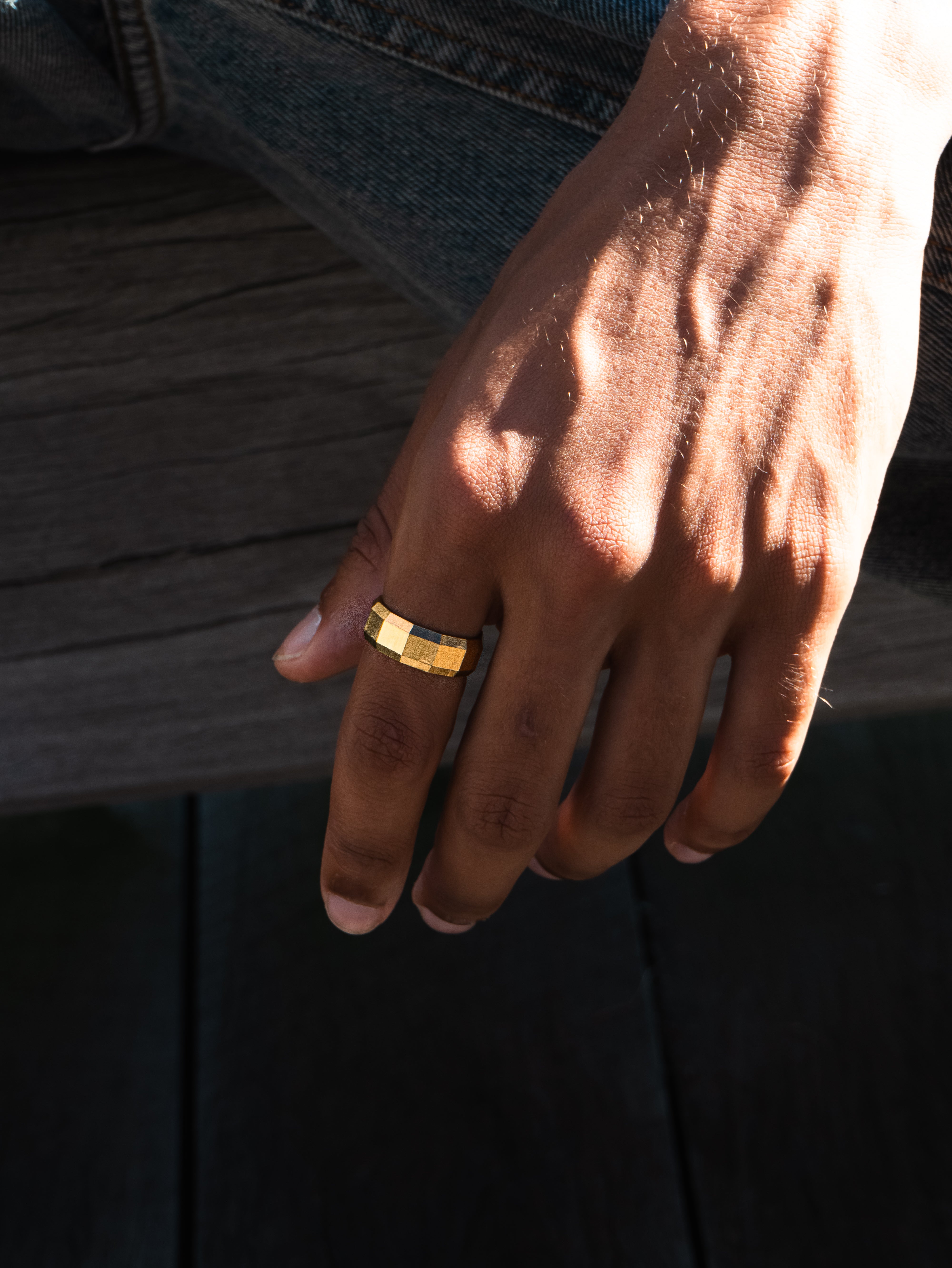 CLASSIC ANGULAR RING (GOLD)