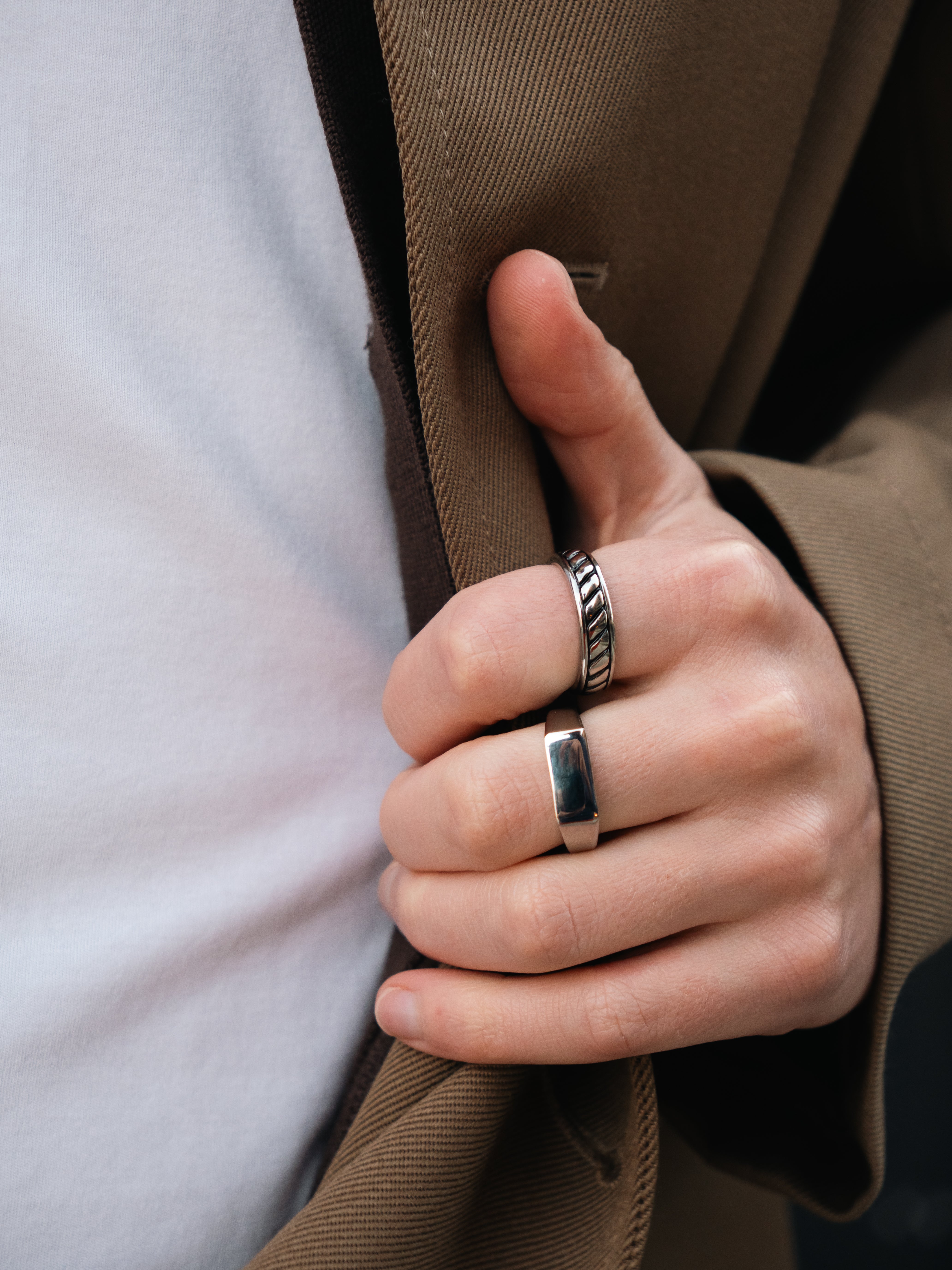 TORUS RING (WHITE GOLD)