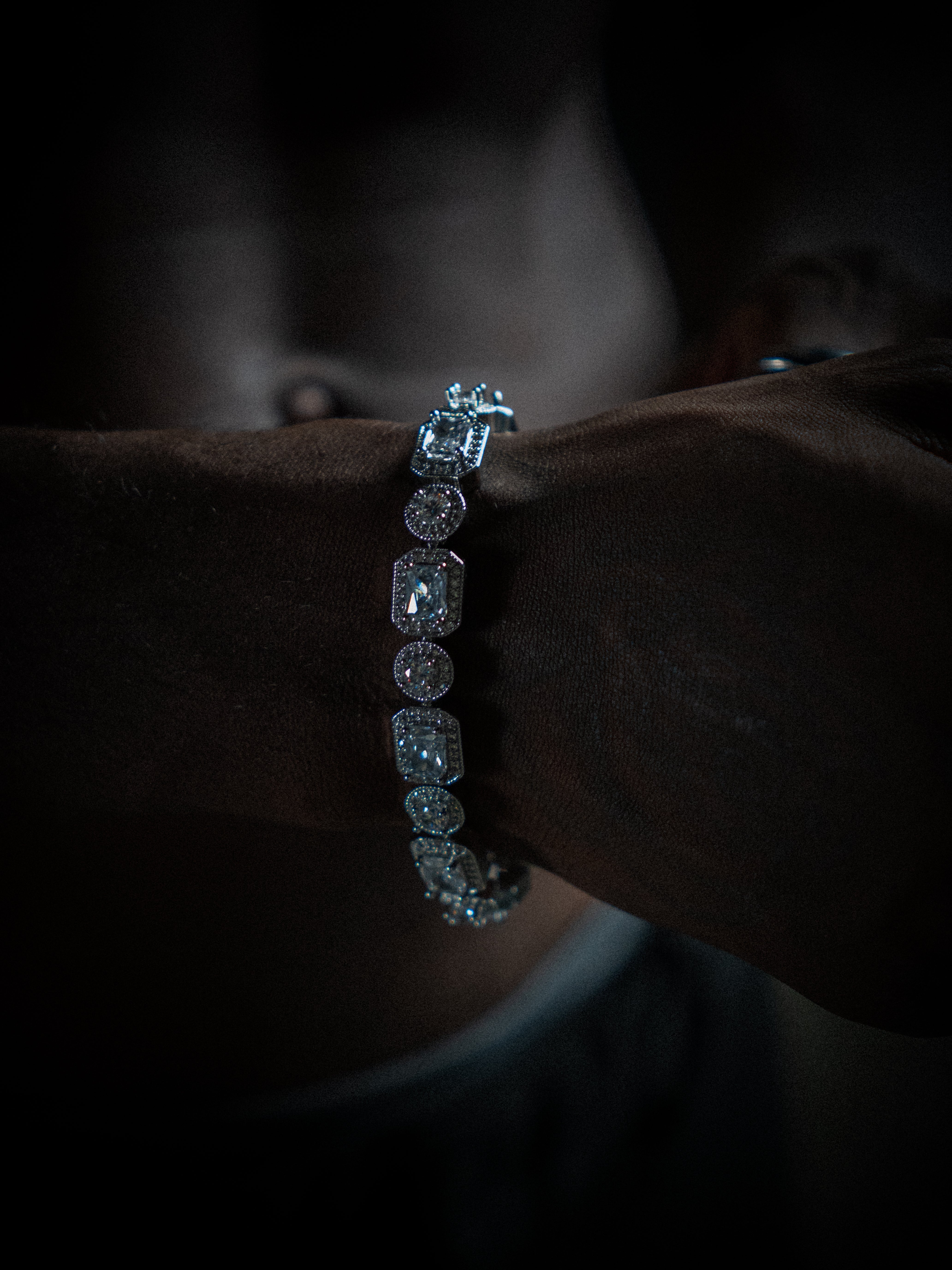 BAGUETTE ICED BRACELET (WHITE GOLD) 10MM