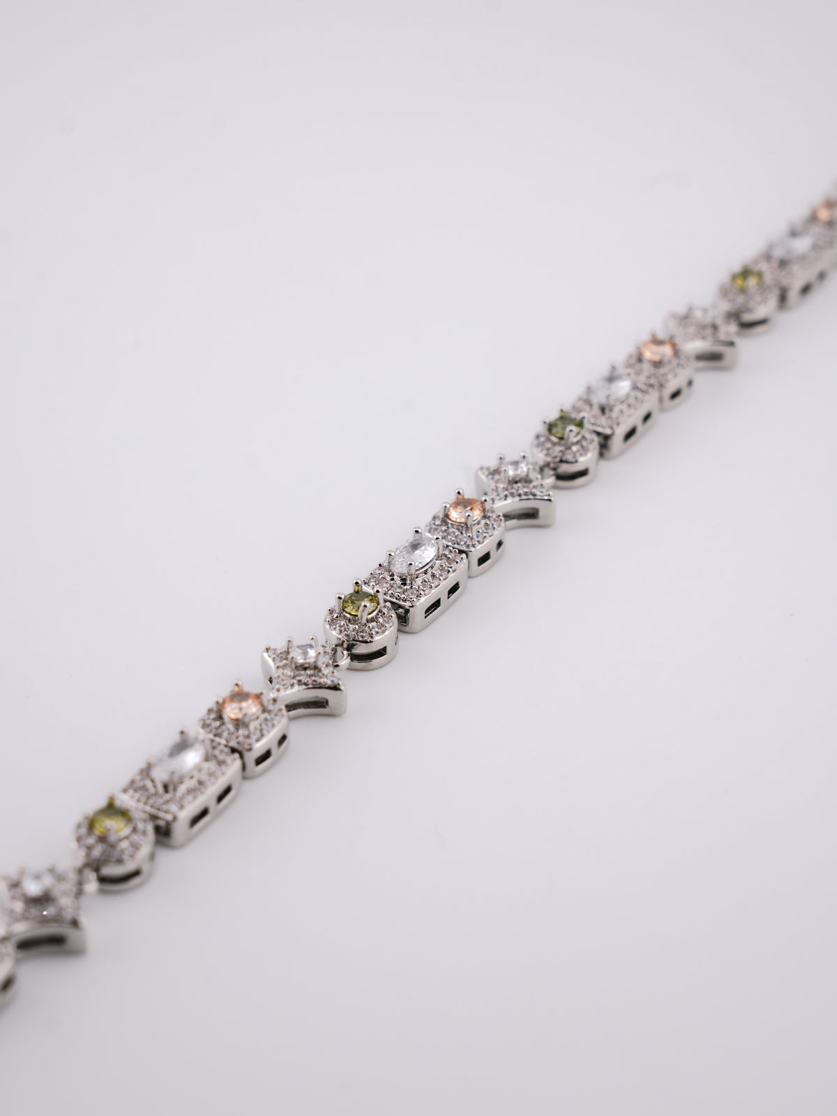 RIVIERA GEMSTONE SET (WHITE GOLD) 5MM