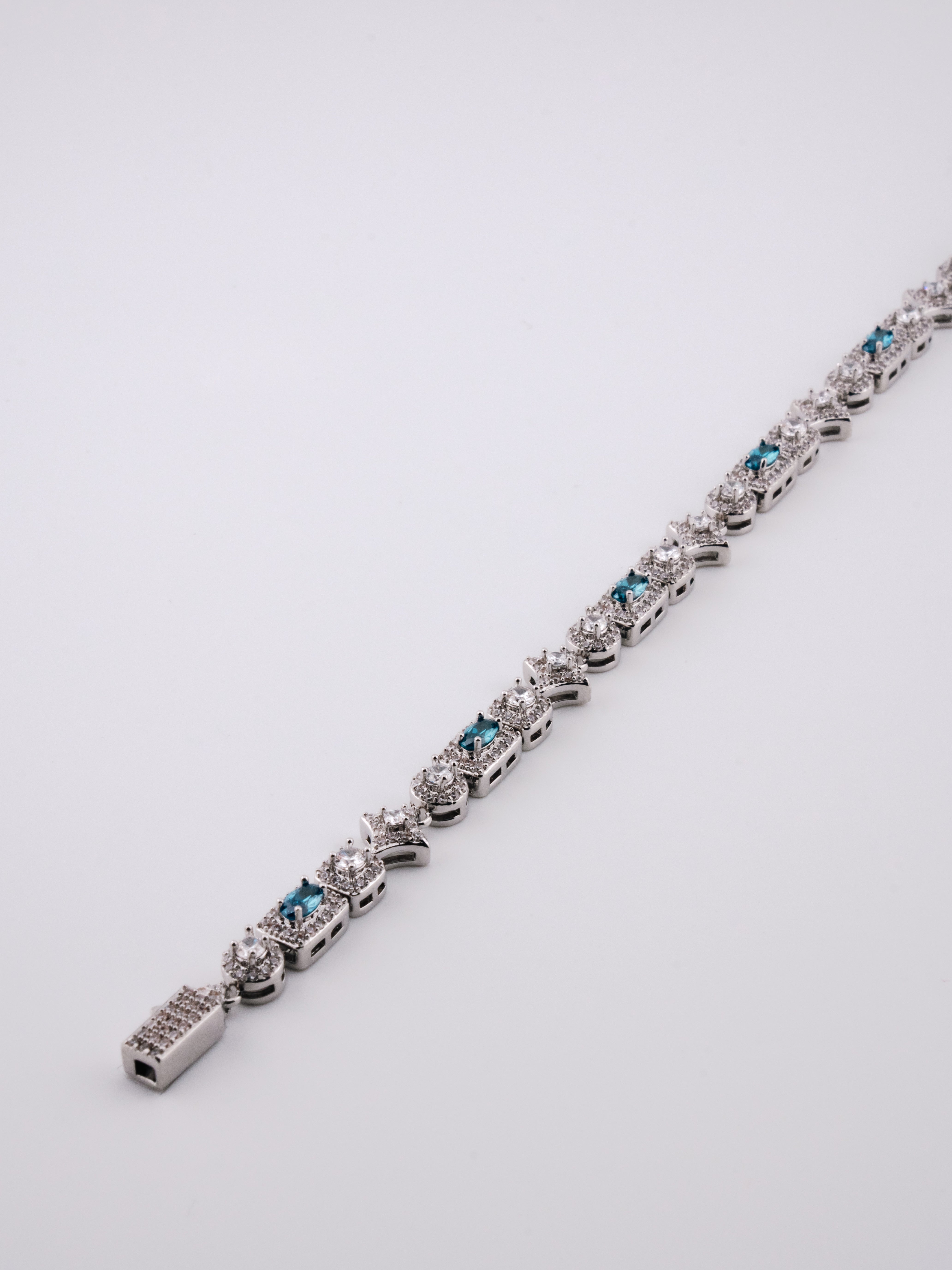 MARIS SET (WHITE GOLD) 5MM