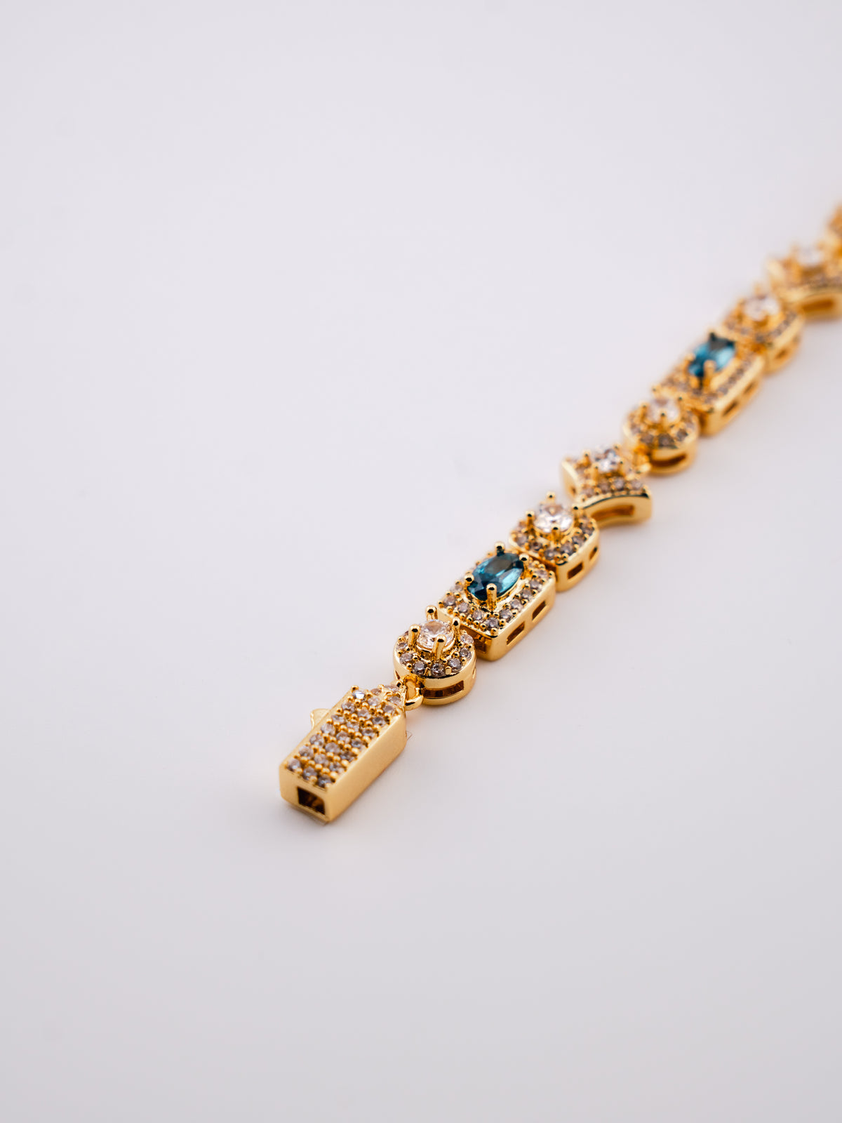 MARIS GEMSTONE CHAIN (GOLD) 5MM