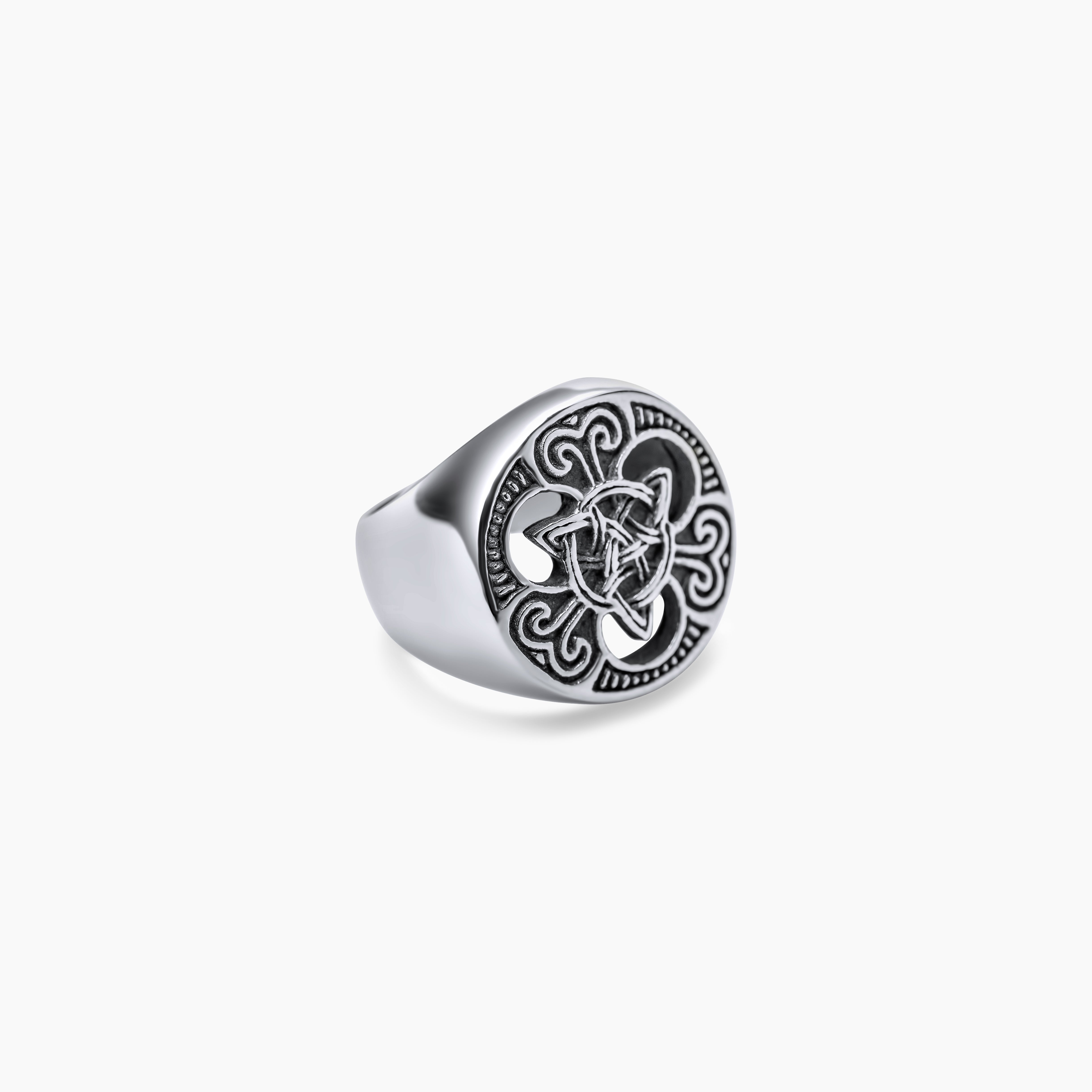 INSIGNIA RING