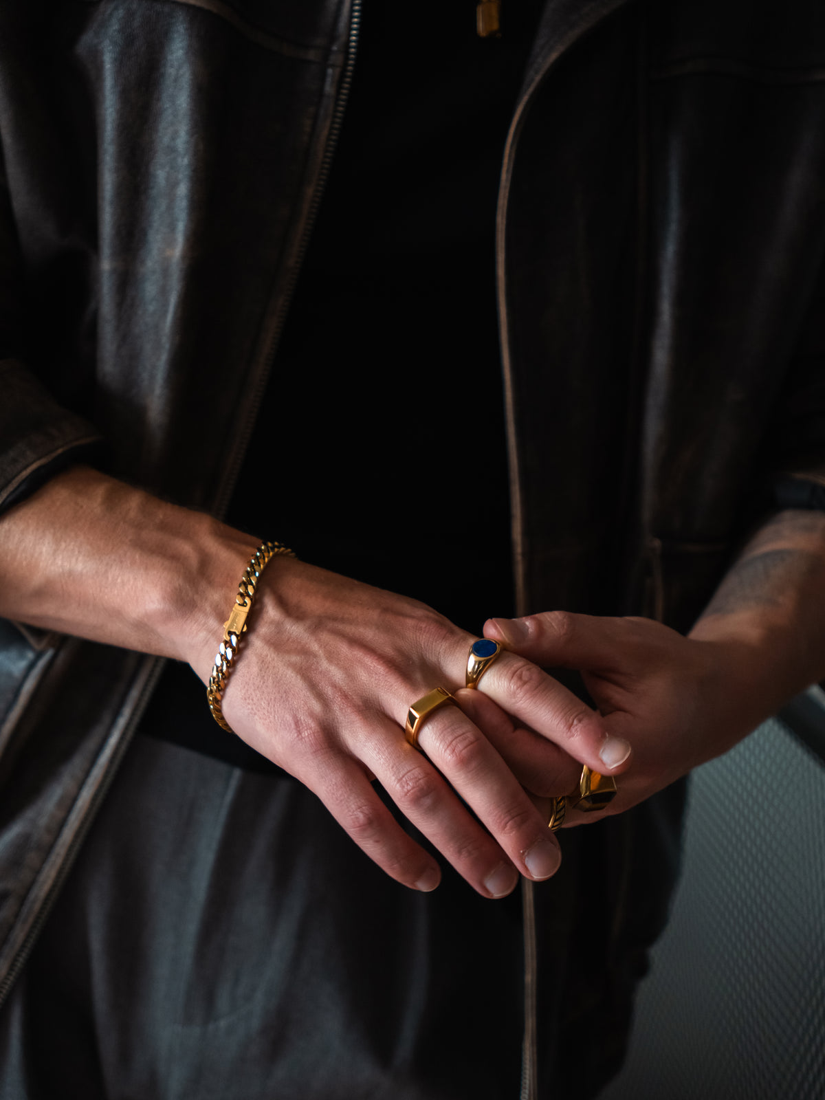 AZURA RING (GOLD)
