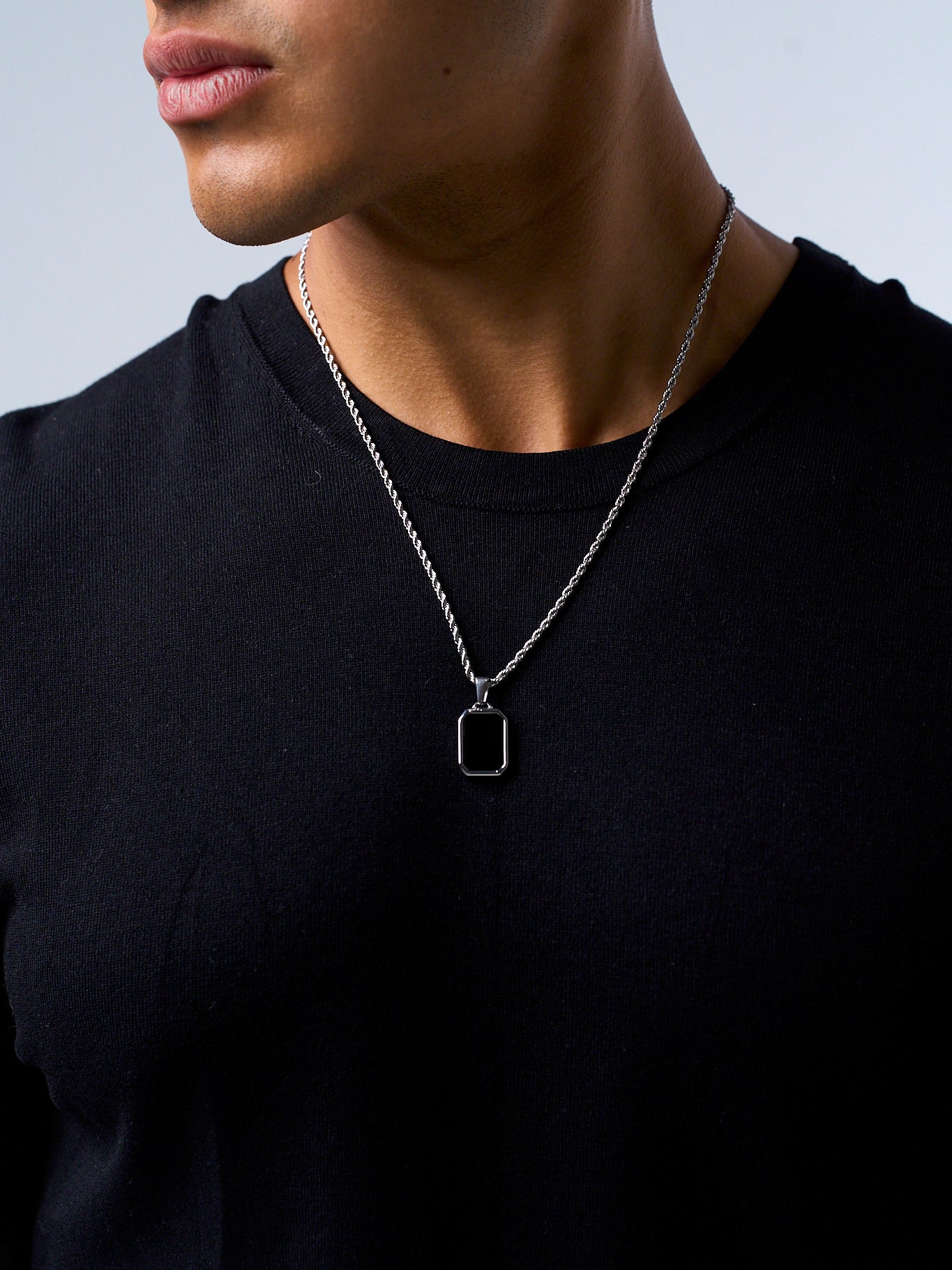 SLATE ONYX PENDANT (WHITE GOLD)