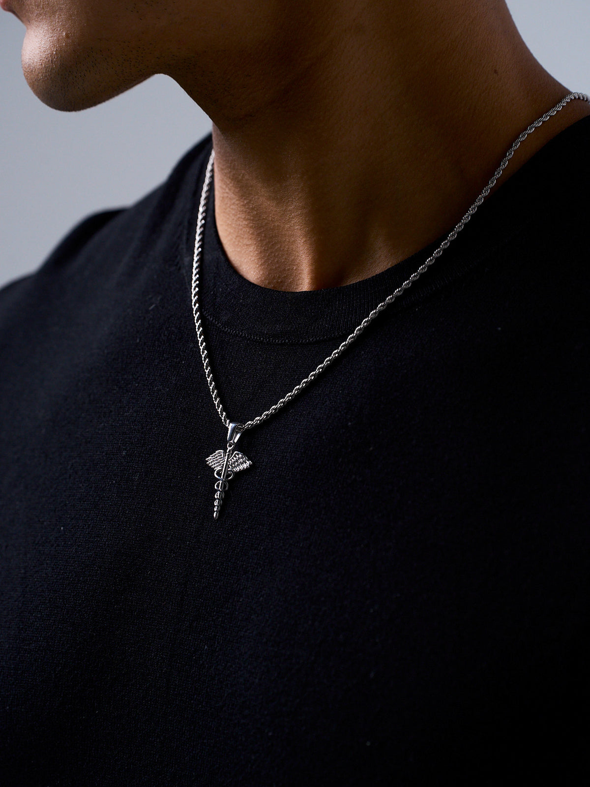 WINGED HELIX PENDANT (WHITE GOLD)