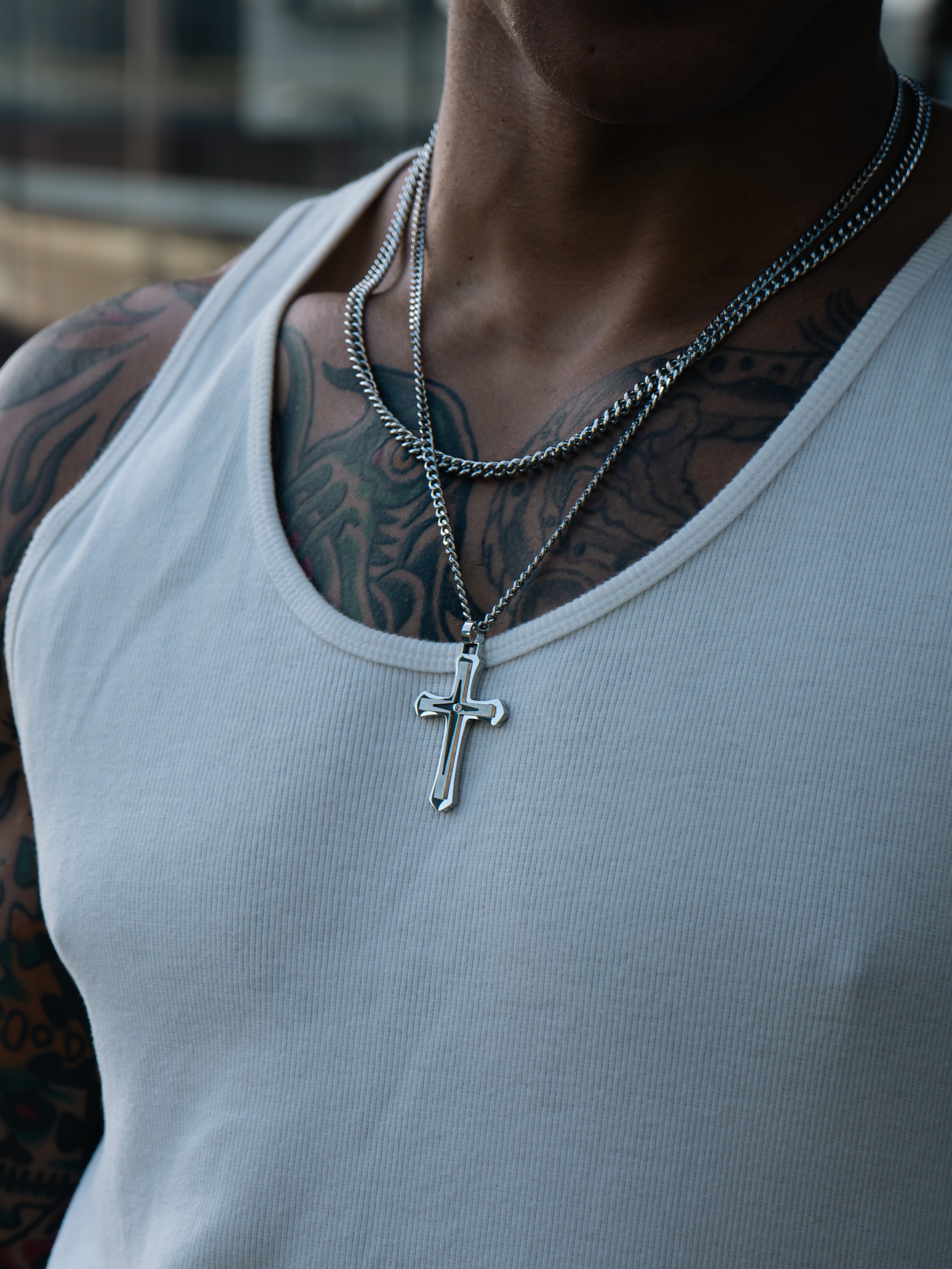 CROSS PENDANT (WHITE GOLD)