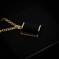 RECTANGULAR ONYX PENDANT (GOLD)