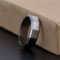 CLASSIC ANGULAR RING